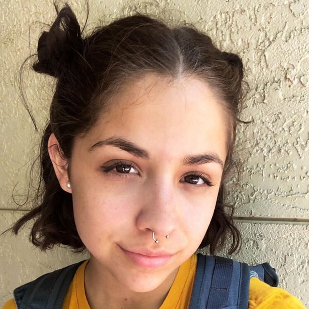 Meet your posher- Brianna!